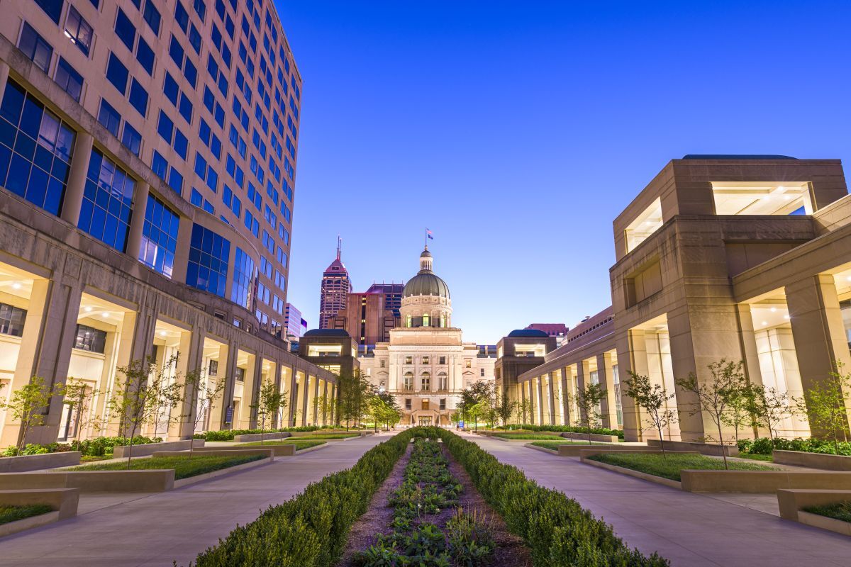 view of Indianapolis Capitol Building